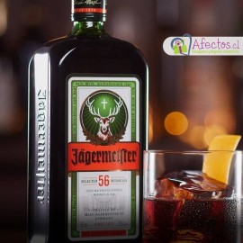 Cesta con Licor Jägermeister