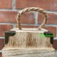 Caja de madera con cerrojo más vino Gran Reserva
